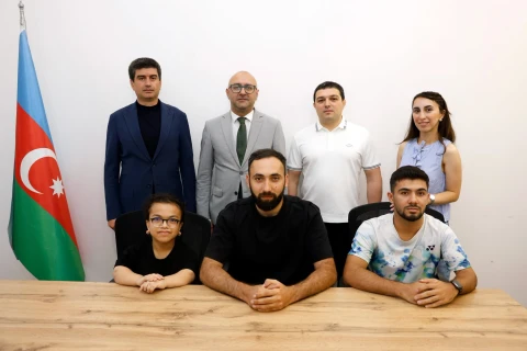 Milli Paralimpiya Komitəsində parabadmintonçularla görüş keçirilib - FOTO