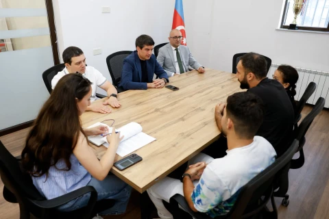 Milli Paralimpiya Komitəsində parabadmintonçularla görüş keçirilib - FOTO