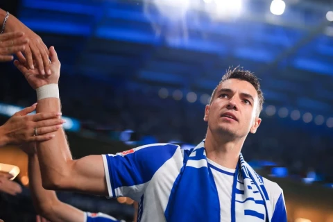“Arsenal”ın müdafiəçisi Yakub Kivyer “Porto”ya keçib