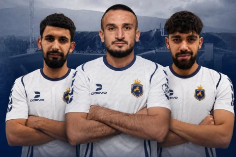 “Xankəndi” üç futbolçusu ilə yollarını ayırıb