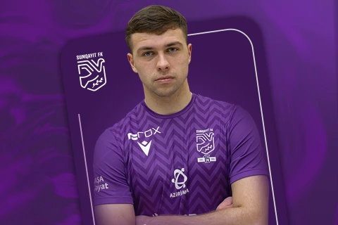 “Sumqayıt” FK Emil Mustafayevlə yeni müqavilə imzalayıb