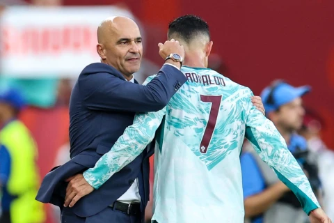 Martines Ronaldunun əvəzlənməsinin səbəbini açıqladı