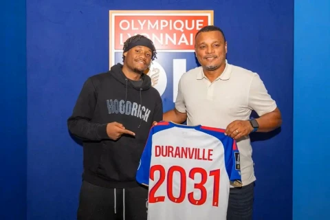 “Lion” “Borussiya”dan Düranvili transfer edib