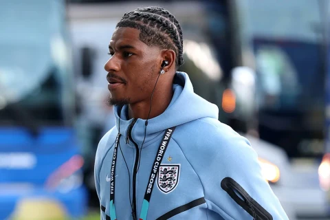Rashford puts future talks on hold until after World Cup