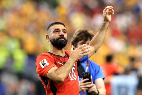 Salah Misirin qələbəsindən sonra göz yaşlarına hakim ola bilməyib