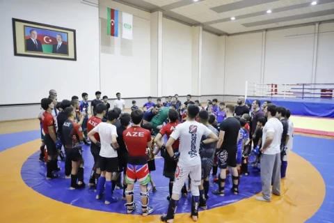 UFC döyüşçüsü Fərman Həsənov Naxçıvanda idmançılar üçün ustad dərsi keçib