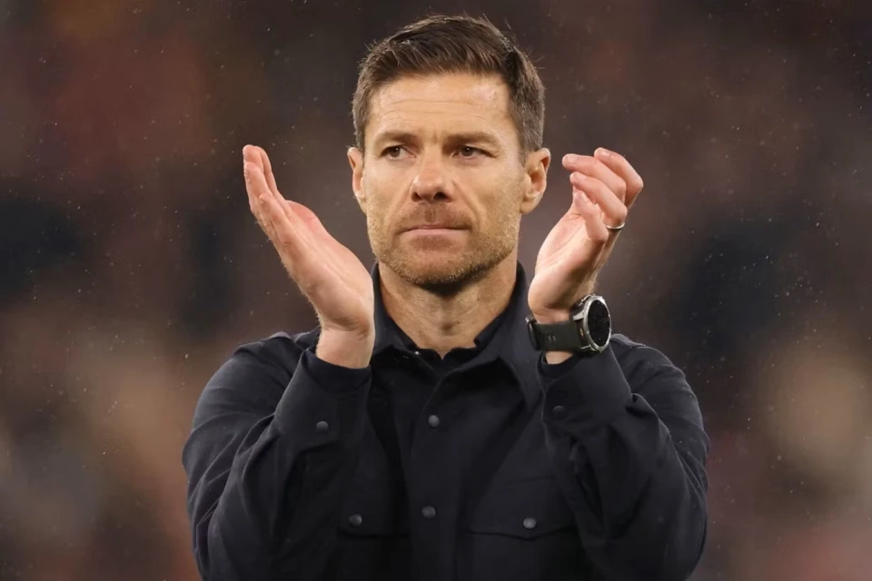 Alonso “Real”ın iki oyunçusunu “Çelsi”yə transfer etmək istəyir