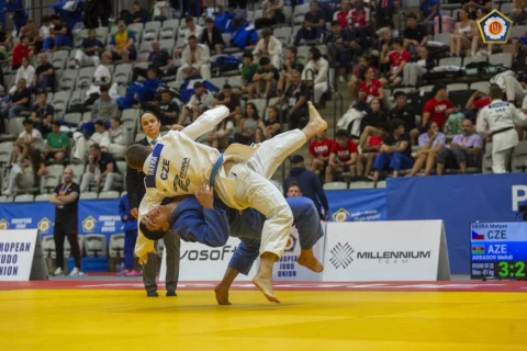 Cüdoçularımız Praqada parladı: Doqquz medal və komanda uğuru - FOTO