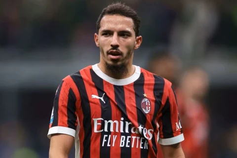 Yarımmüdafiəçi İsmael Bennaser “Milan”dan ayrılacaq