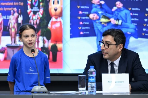 Nazir ölkəmizi beynəlxalq yarışlarda uğurla təmsil etmiş idmançılarla görüşüb