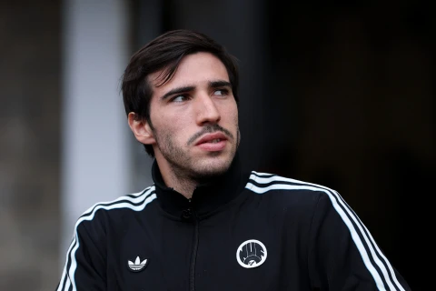 “Tottenhem” Sandro Tonalini rekord məbləğə transfer edib