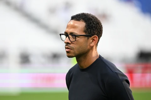 “Paris” futbol klubunda yeni baş məşqçi: Rosenior dönəmi başlayır