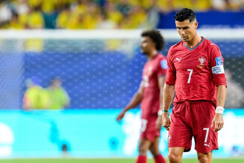 İspaniya ilə oyundan sonra komanda yoldaşları Ronaldunu tək qoyub - VİDEO