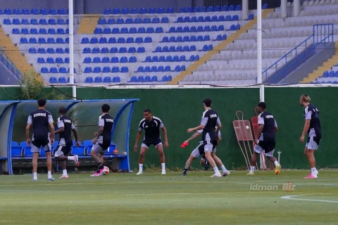 Qurban Qurbanov üç futbolçunu hetətə salmadı - FOTO