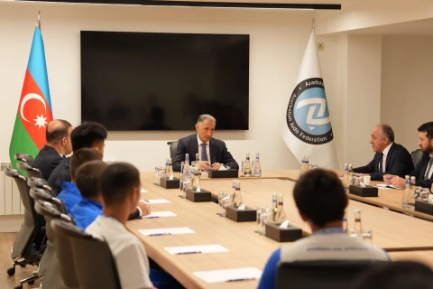 Rəşad Nəbiyev yeniyetmə cüdoçularla görüşüb - FOTO