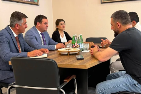 Tahir Abdullayev Masallıda fəxri fərmanla təltif edildi - FOTO