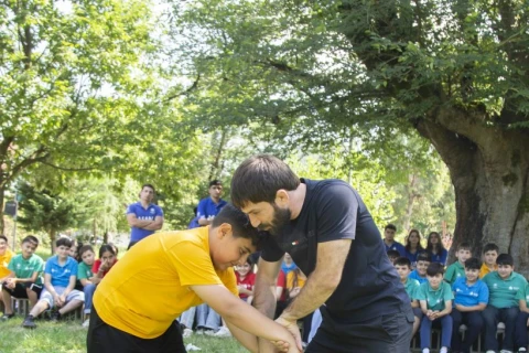Lənkəranda şəhid övladları üçün Taleh Məmmədovdan ustad dərsi - FOTO