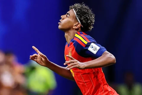 Yamal praises Messi, Ronaldo and Neymar ahead of World Cup quarter-finals