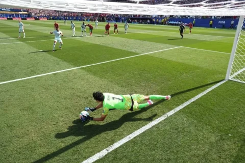Yassin Bunu dəf edilən penaltilər üzrə mundialların rekordçuları siyahısındadır
