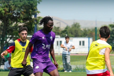 “İmişli” FK yoxlama oyununda U-19 komandasını böyük hesabla məğlub edib - FOTO
