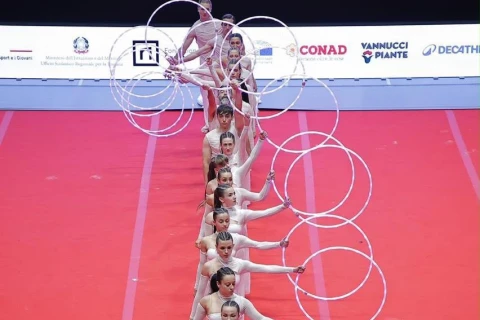 Azərbaycanın “Flame” komandası Avropada qızıl medal qazandı - FOTO