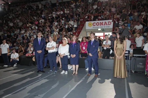 Azərbaycanın “Flame” komandası Avropada qızıl medal qazandı - FOTO
