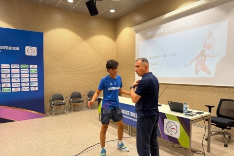 Gənc basketbol hakimləri üçün təlim-seminar keçirilib - FOTO