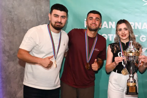 PFL Milli Mətbuat Gününə həsr edilmiş intellektual yarış keçirib - FOTO
