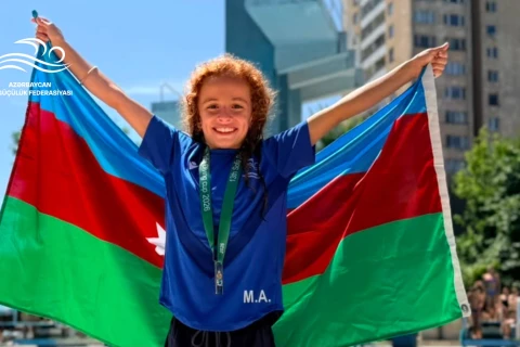 İdmançımız Bolqarıstanda gümüş medal qazanıb - FOTO