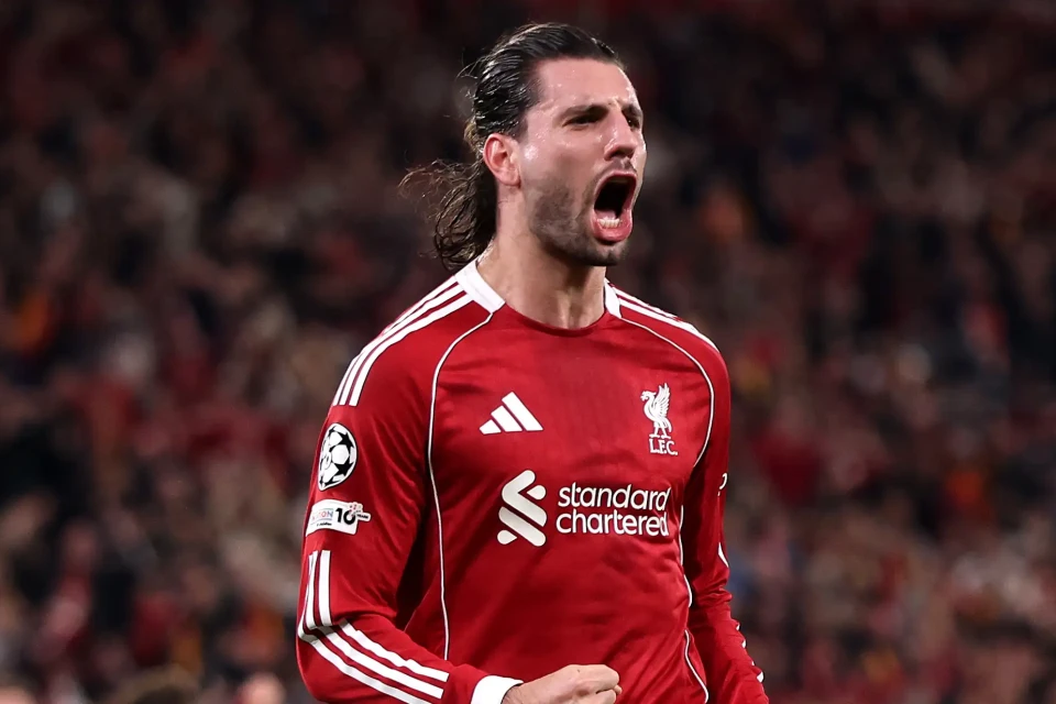 Dominik Soboslai “Liverpul”la yeni müqavilə imzaladı