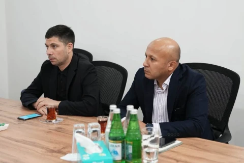 Национальный паралимпийский комитет и СК "Нефтчи" обсудили развитие параспорта и поддержку атлетов - ФОТО