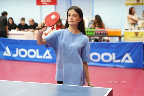 Media nümayəndələri arasında “Baku Media Open” stolüstü tennis turniri keçirilib