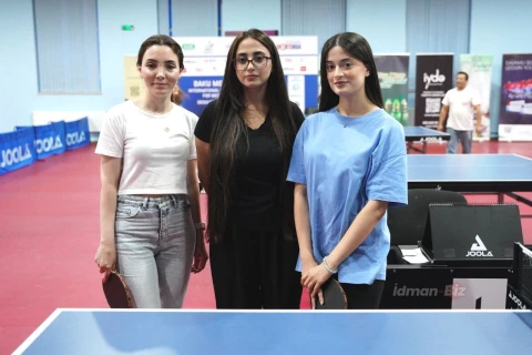 Media nümayəndələri arasında “Baku Media Open” stolüstü tennis turniri keçirilib