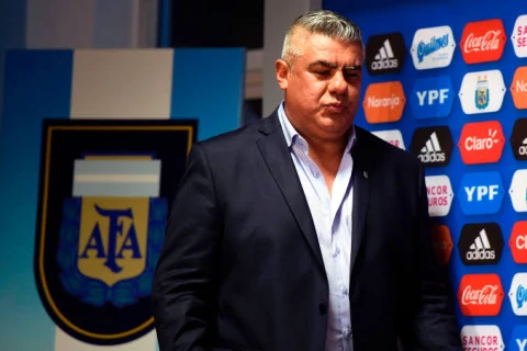 FTB Argentina Futbol Assosiasiyasının prezidentini saxlayıb
