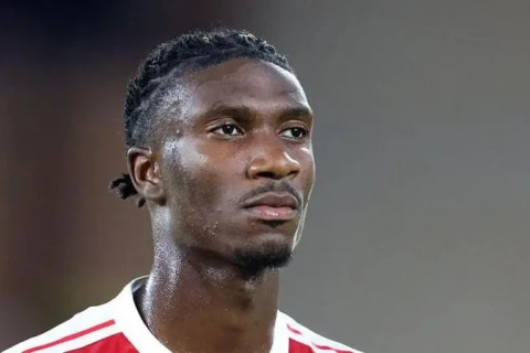 “Nyukasl” 20 yaşlı futbolçu üçün 34 milyon funt ödəyəcək