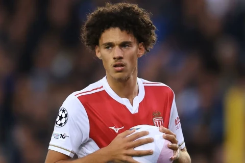 “Liverpul” PSJ-nin transfer hədəfini ələ keçirə bilər