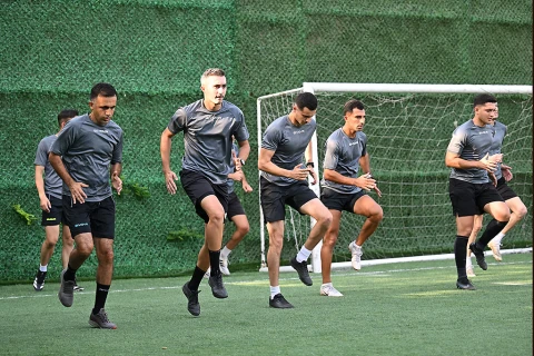 Elit kateqoriyalı futbol hakimləri fitness testini başa vurublar