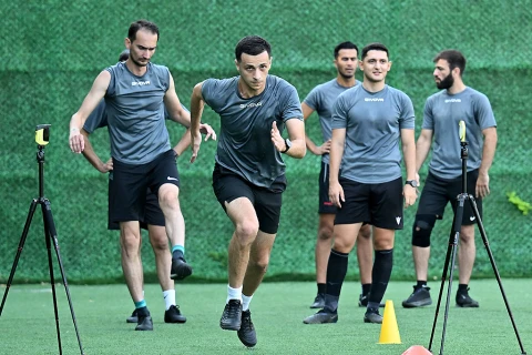Elit kateqoriyalı futbol hakimləri fitness testini başa vurublar