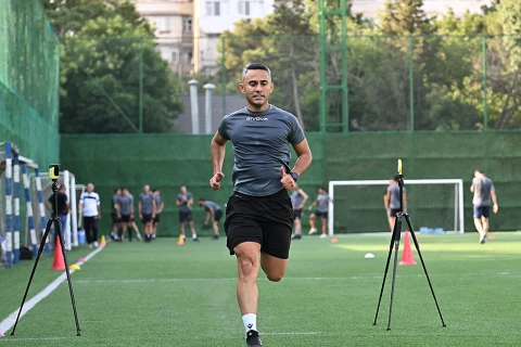 Elit kateqoriyalı futbol hakimləri fitness testini başa vurublar