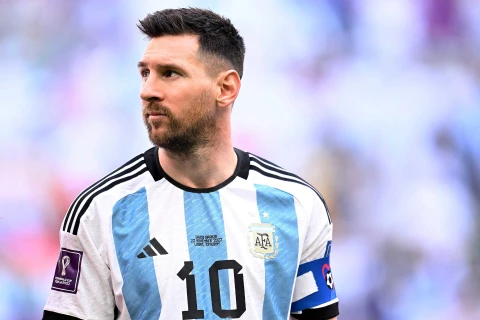 Messi Argentina millisindəki komanda yoldaşlarına hədiyyələr verdi