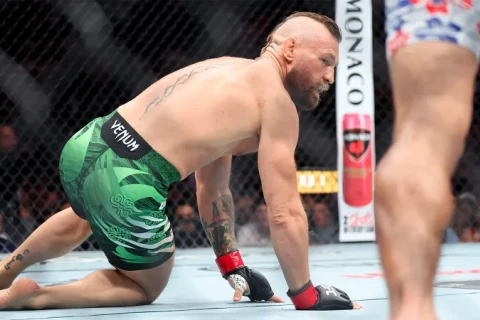Conor McGregor ruled out for a year after knee injury
