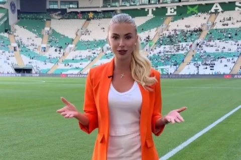 “Bursaspor” azarkeşləri “Şaxtyor”un spikerinə çətin anlar yaşadıb – FOTO/VİDEO