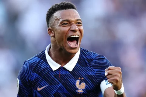 Mbappe Zidanın Fransa millisində baş məşqçi təyin olunmasına reaksiya verdi