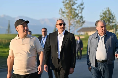 Prezident İlham Əliyev Çolpon-Ata şəhərində Qolf Klubun açılışında iştirak edib