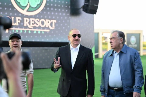 Prezident İlham Əliyev Çolpon-Ata şəhərində Qolf Klubun açılışında iştirak edib