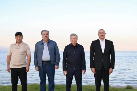 Prezident İlham Əliyev Çolpon-Ata şəhərində Qolf Klubun açılışında iştirak edib