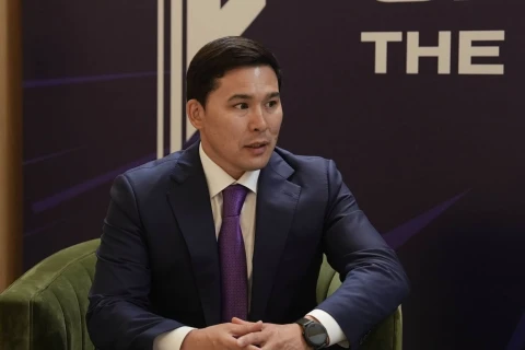 Фарид Гаибов выступил на международном спортивном саммите в Астане