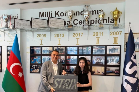 AŞF-də dünya çempionu Zəhra Allahverdi ilə görüş olub