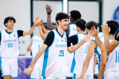 Сборная Азербайджана U18 проиграла Великобритании на Евробаскете