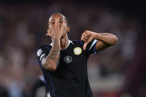 Joao Pedro “Çelsi” ilə müqaviləsini yeniləyəcək